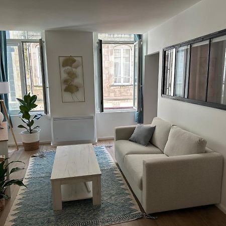 Charmant Cocon Iode Cosy Equipe, Baigne De Lumiere, Situe Au Coeur De La Rochelle A 1Min A Pied Du Marche Central Avec Tv Et Wifi Екстер'єр фото
